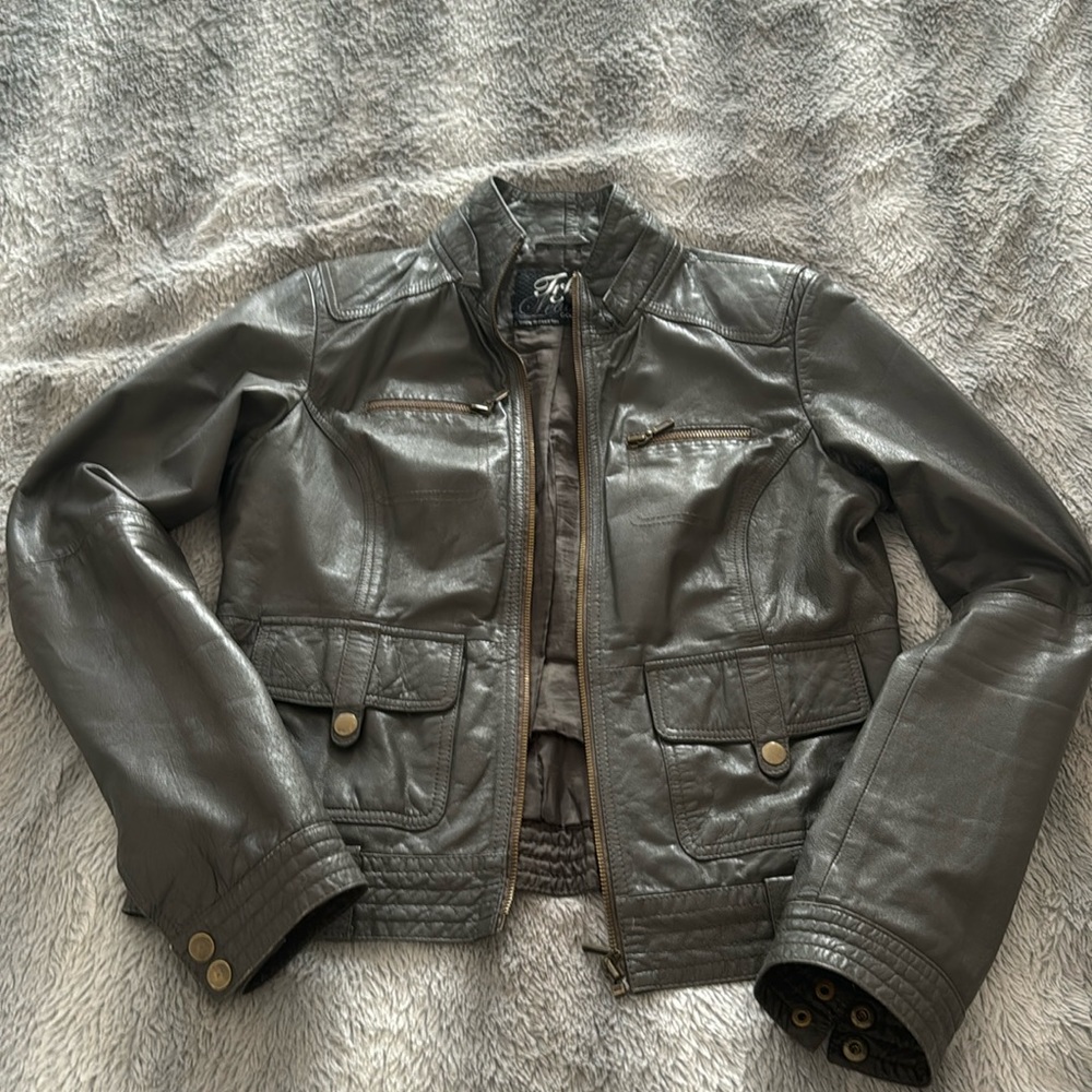 Women’s leather moto jacket